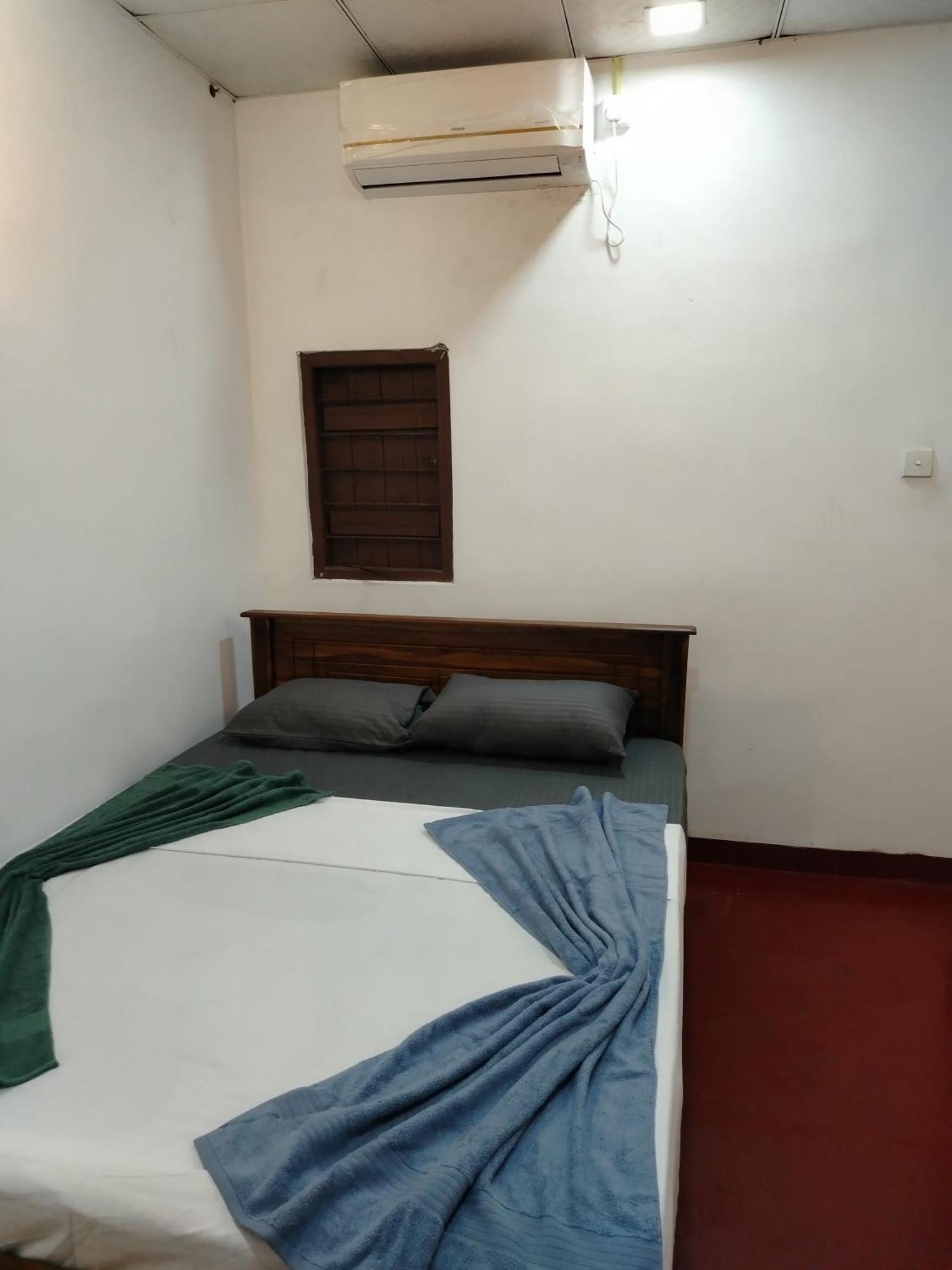 Ocean Oasis Restaurant And Rooms Trincomalee Dış mekan fotoğraf